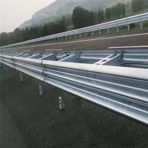 防撞端头